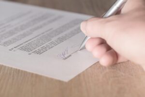 Signed contact, denoting domain name leasing agreement